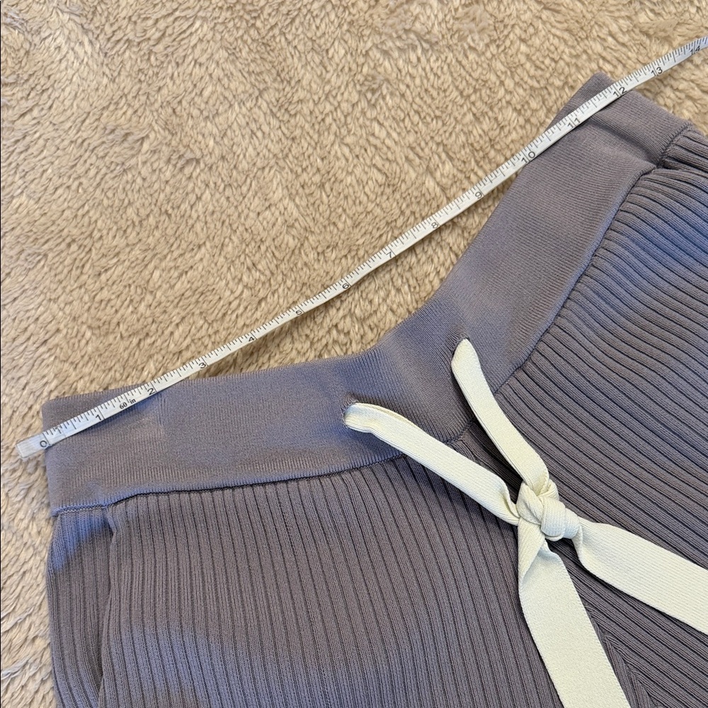 THE DROLL Wool Ribbed Shorts - Picture 5 of 13